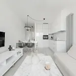 Miedziana Bright With Balcony And Parking By Renters Daire *