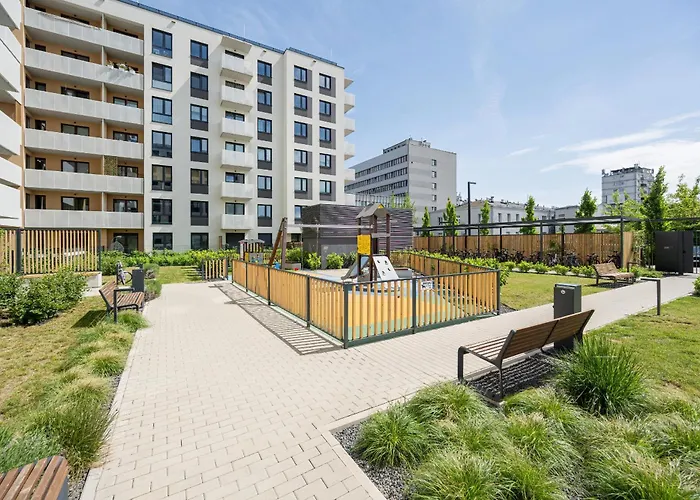 Appartement Miedziana Bright With Balcony And Parking By Renters