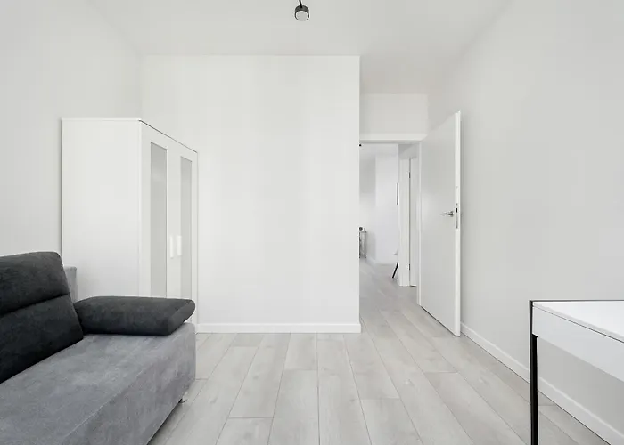 Appartement Miedziana Bright With Balcony And Parking By Renters