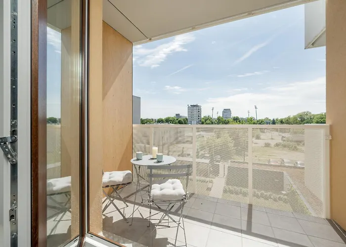 Miedziana Bright With Balcony And Parking By Renters Appartement Wrocław