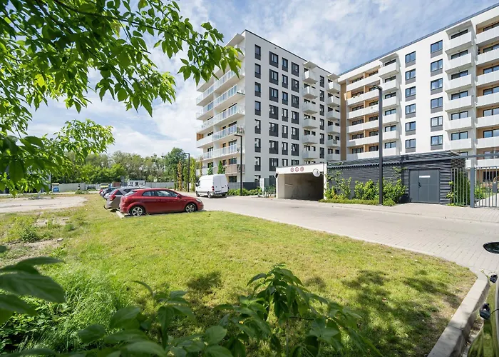 Miedziana Bright With Balcony And Parking By Renters Wrocław