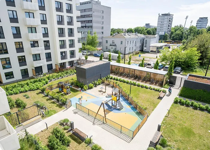 Miedziana Bright With Balcony And Parking By Renters