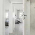 Miedziana Bright With Balcony And Parking By Renters * Wrocław