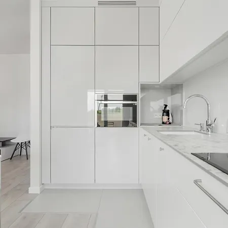 Miedziana Bright With Balcony And Parking By Renters